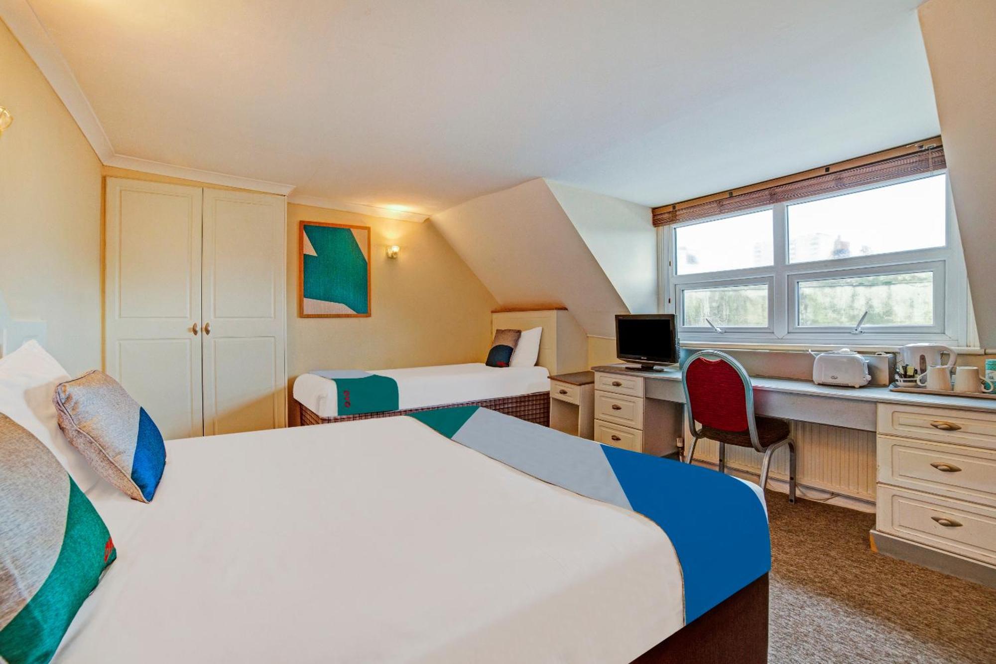 The Gullivers Hotel Hove Extérieur photo