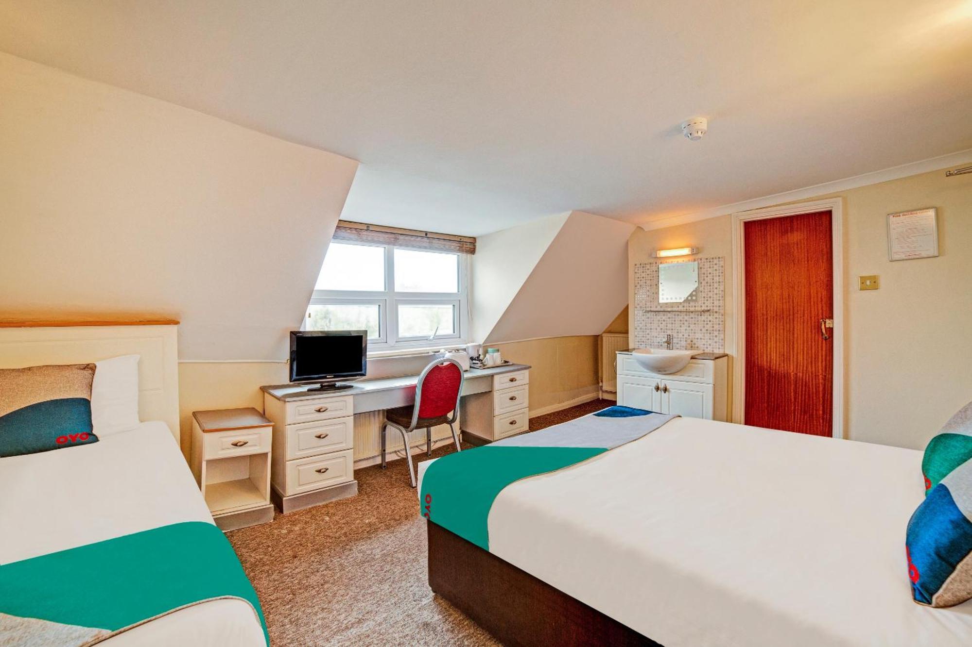 The Gullivers Hotel Hove Extérieur photo